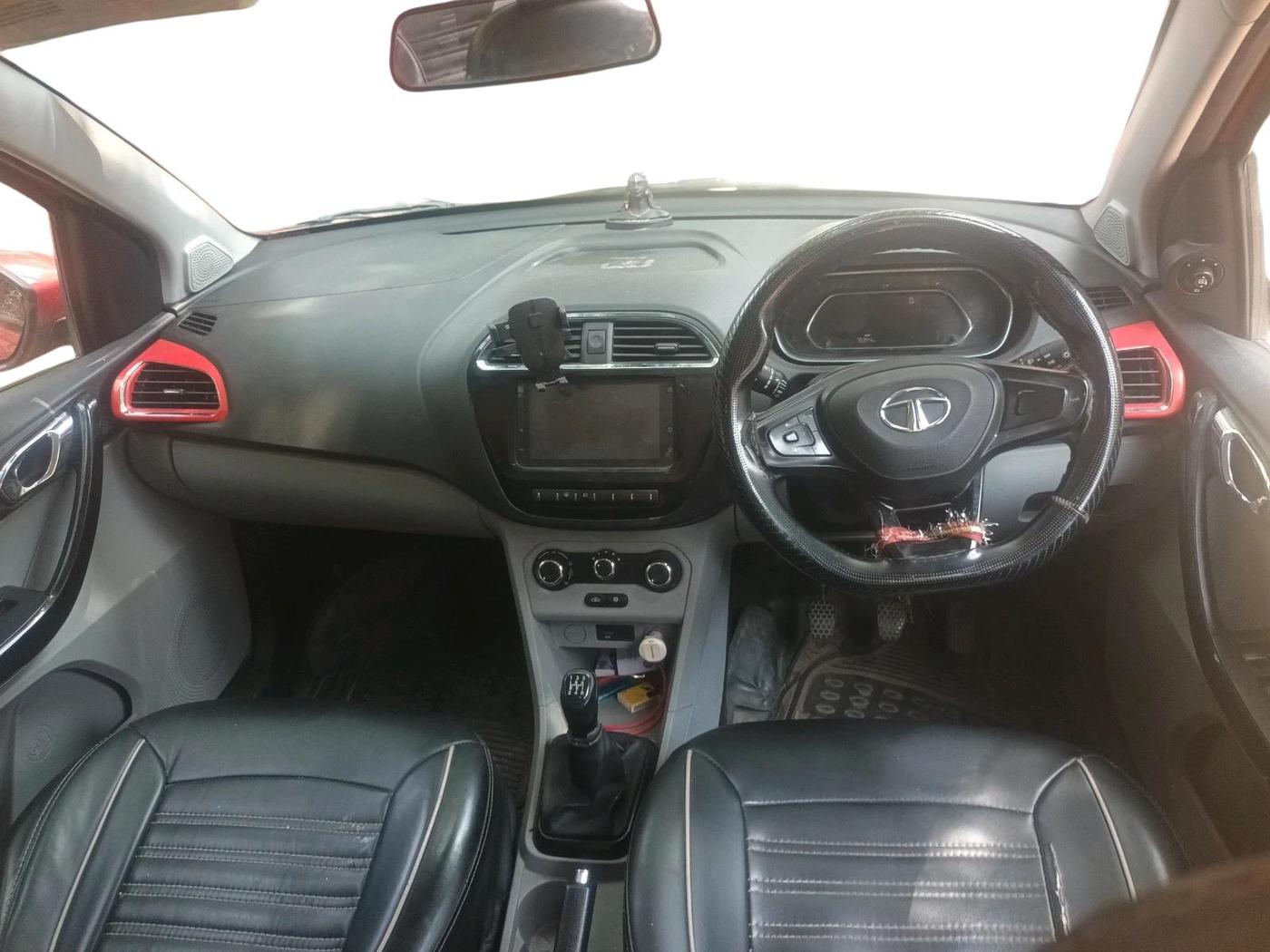 2020 Tata Tiago XZ PETROL, Petrol, Manual, 75,344 km, interior
