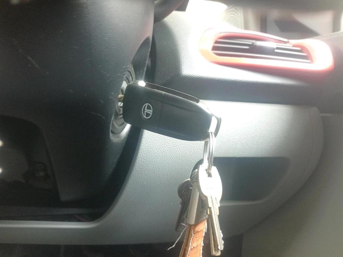 2020 Tata Tiago XZ PETROL, Petrol, Manual, 75,344 km, interior