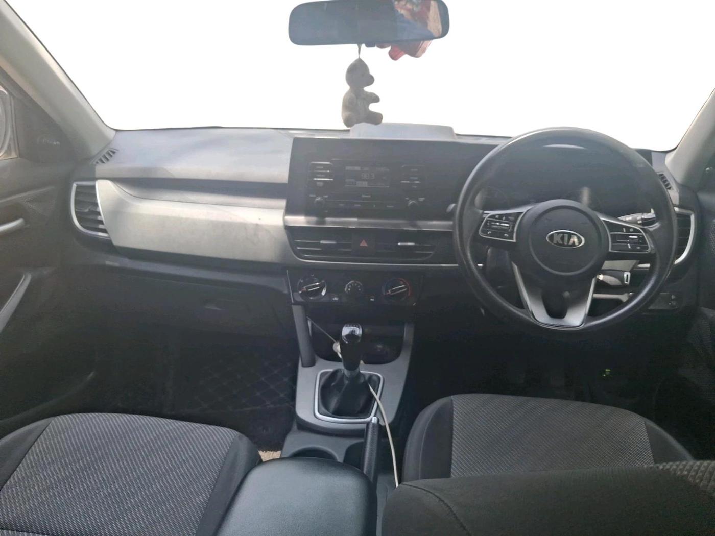 2020 KIA SELTOS HTE 1.5 PETROL, Petrol, Manual, 14,120 km, interior