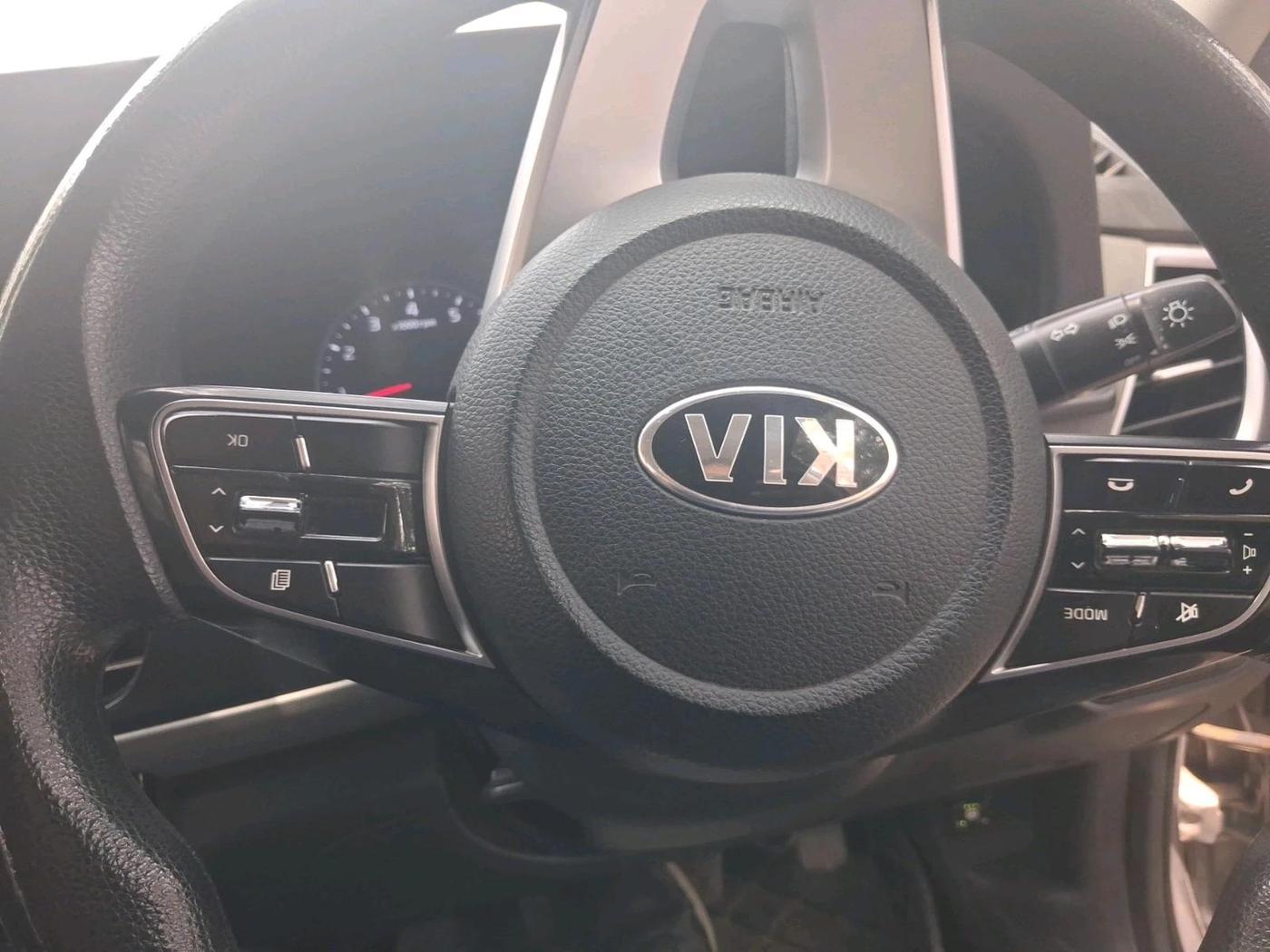 2020 KIA SELTOS HTE 1.5 PETROL, Petrol, Manual, 14,120 km, interior