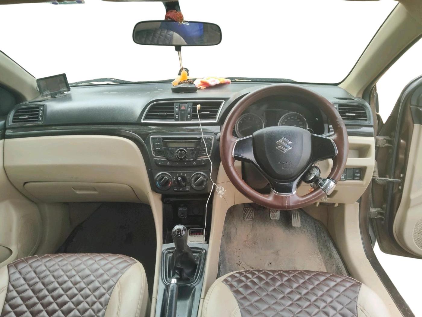 2017 Maruti Ciaz SIGMA 1.4 MT PETROL, CNG, Manual, 1,02,900 km, interior
