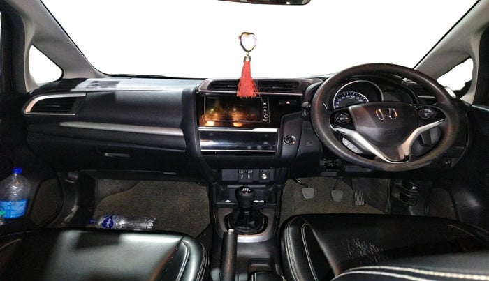 2018 Honda WR-V 1.5L I-DTEC VX MT, Diesel, Manual, 1,77,744 km, interior