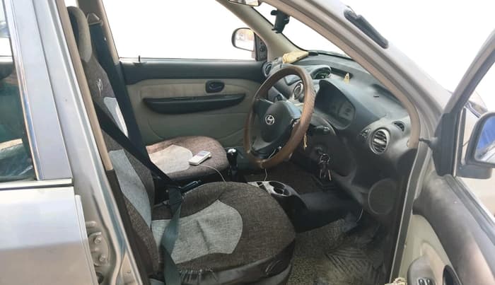 2012 Hyundai Santro Xing GLS, CNG, Manual, 1,24,069 km, interior