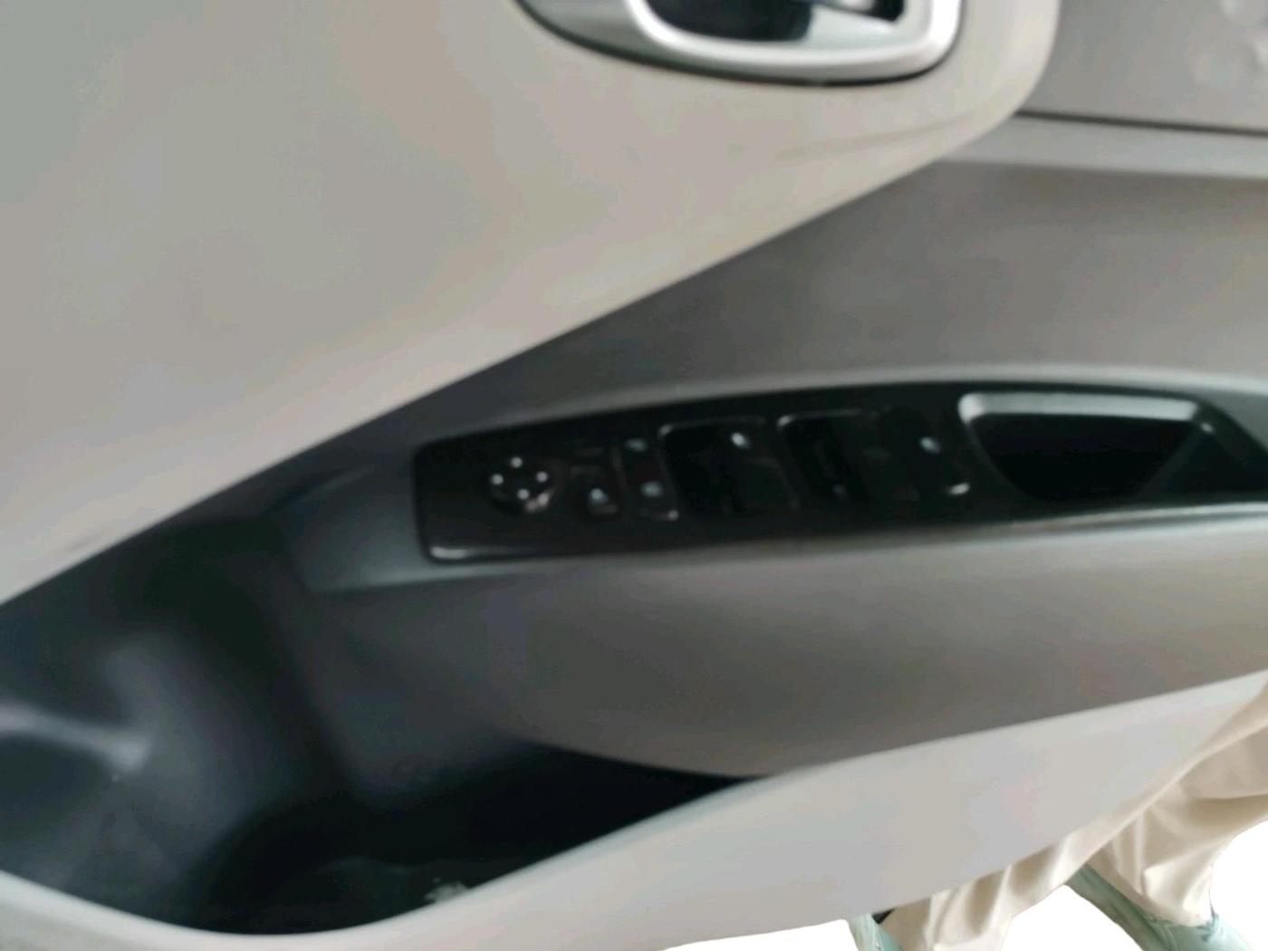 2022 Hyundai GRAND I10 NIOS SPORTZ 1.2 KAPPA VTVT CNG, CNG, Manual, 1,25,527 km, interior