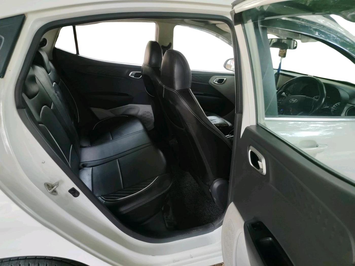 2022 Hyundai GRAND I10 NIOS SPORTZ 1.2 KAPPA VTVT CNG, CNG, Manual, 1,25,527 km, interior
