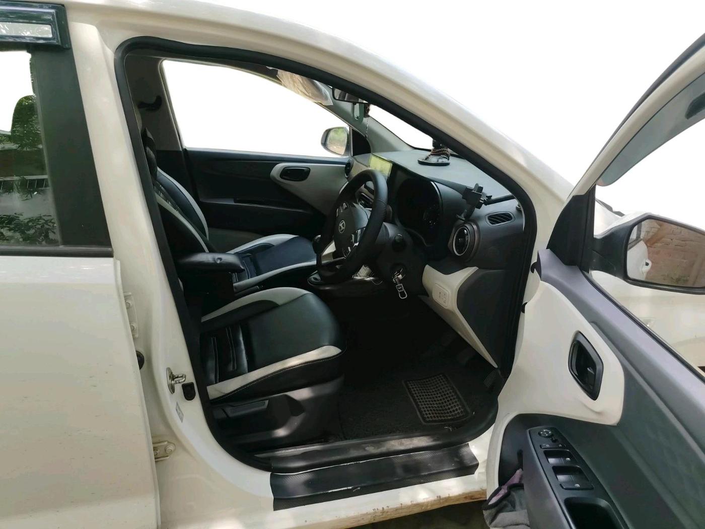 2023 Hyundai AURA S 1.2 CNG, CNG, Manual, 88,794 km, interior