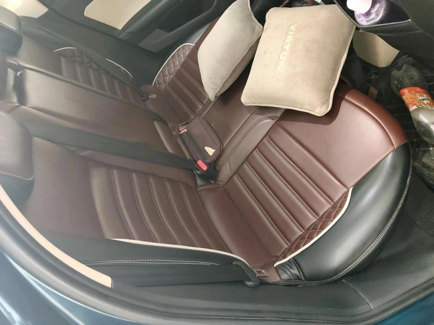 2024 Volkswagen VIRTUS HIGHLINE TSI 1.0 AT, Petrol, Automatic, 24,391 km, interior