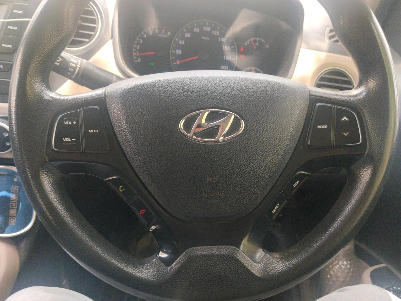 2019 Hyundai Xcent S 1.2, Petrol, Manual, 55,127 km, interior