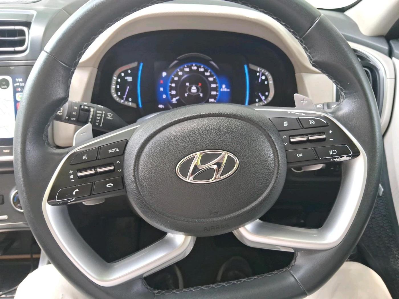 2022 Hyundai Creta SX (O) AT 1.5 DIESEL, Diesel, Automatic, 57,273 km, interior