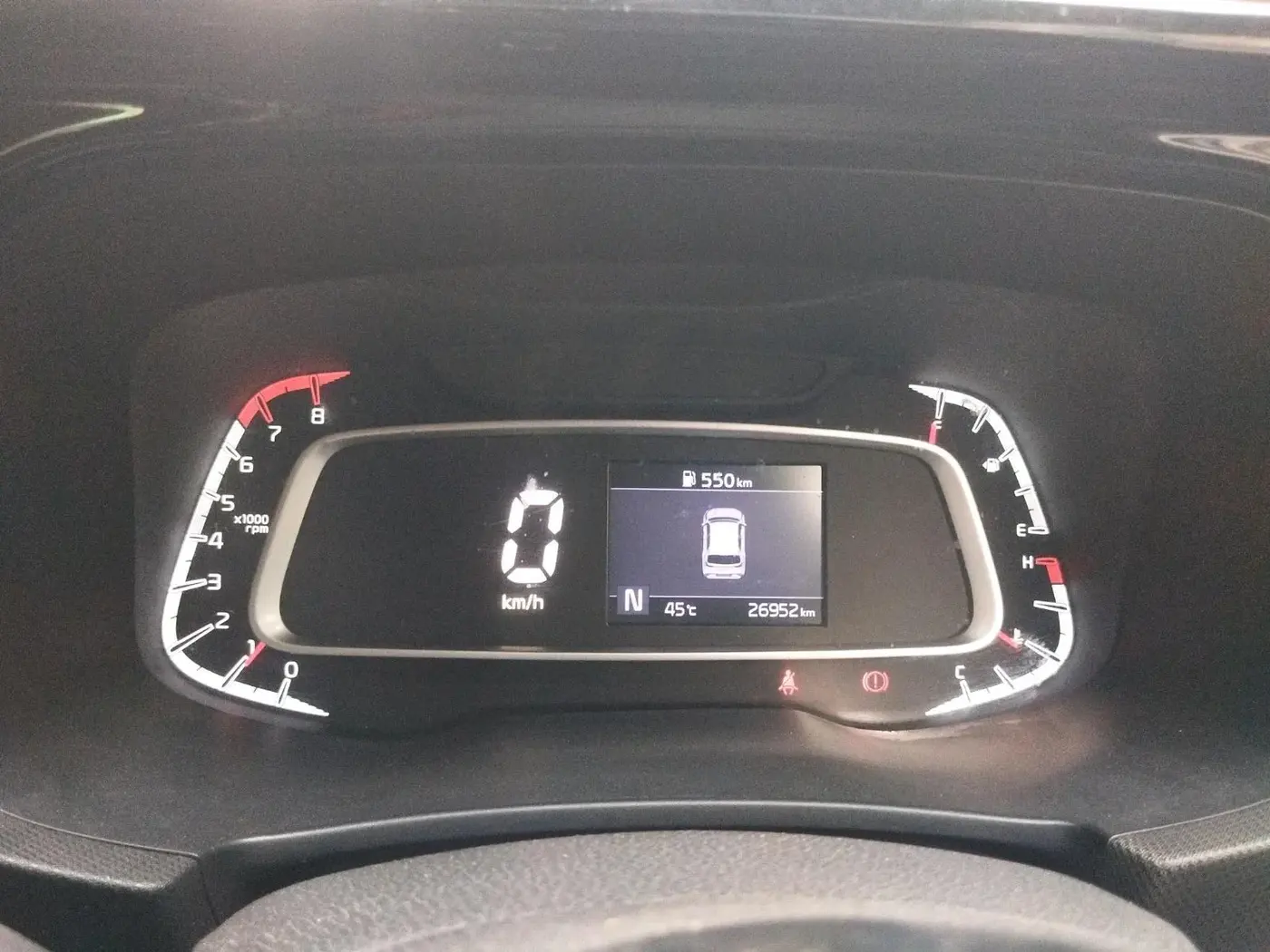 2022 KIA SONET HTK PLUS 1.0 IMT, Petrol, Manual, 26,952 km, interior