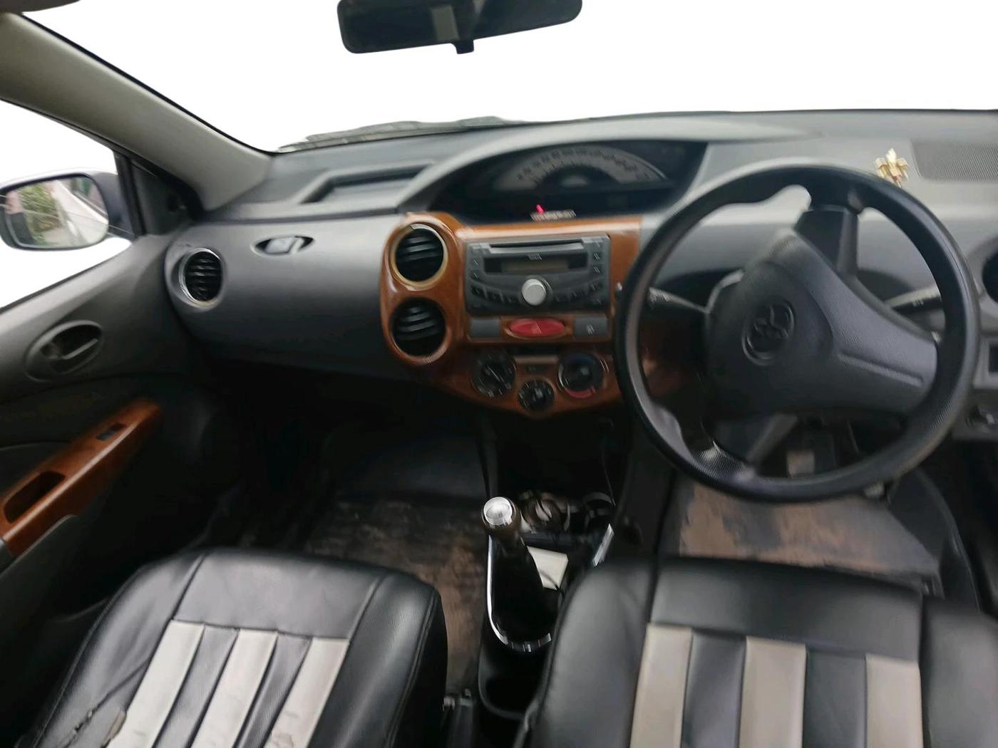 2012 Toyota Etios Liva TRD SPORTIVO PETROL, Petrol, Manual, 1,74,541 km, interior