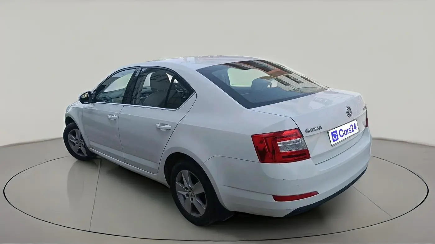2016 Skoda Octavia 2.0 TDI CR AMBITION, Diesel, Manual, 57,172 km, exterior