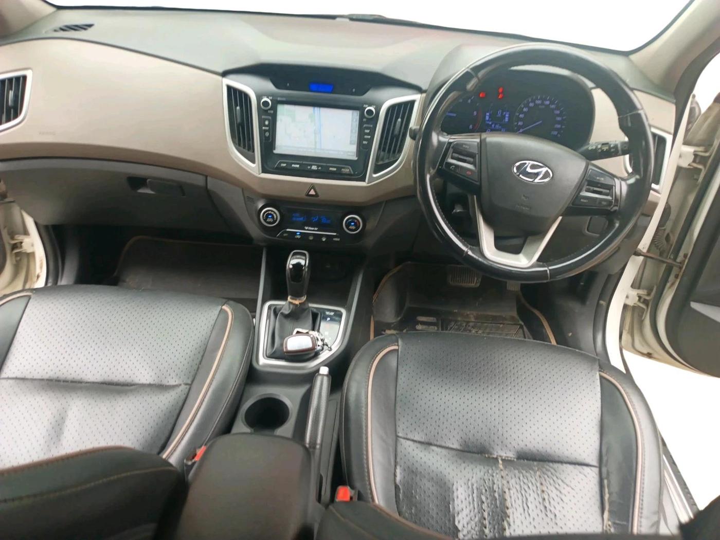 2017 Hyundai Creta SX PLUS AT 1.6 DIESEL, Diesel, Automatic, 95,852 km, interior
