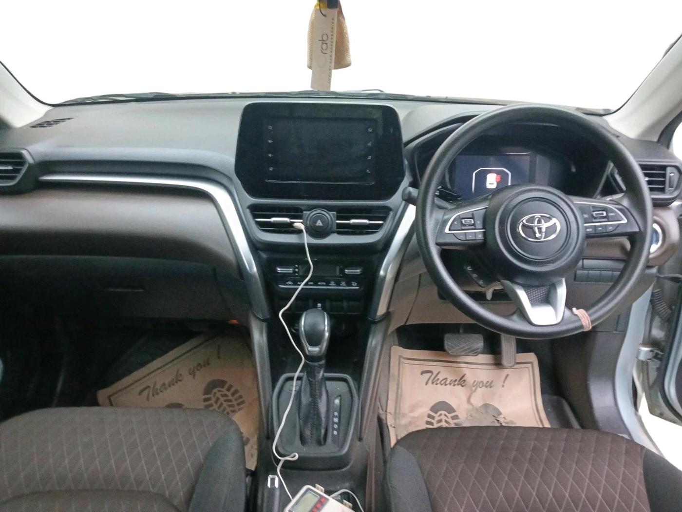 2023 Toyota URBAN CRUISER HYRYDER S HYBRID, Hybrid, Automatic, 47,057 km, interior