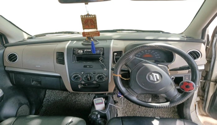 2016 Maruti Wagon R 1.0 LXI, CNG, Manual, 1,51,959 km, interior