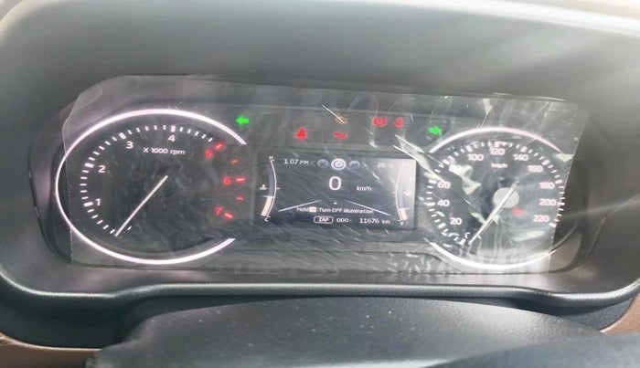 2025 Mahindra SCORPIO-N Z6 DIESEL MT 2WD 7 STR, Diesel, Manual, 11,676 km, interior