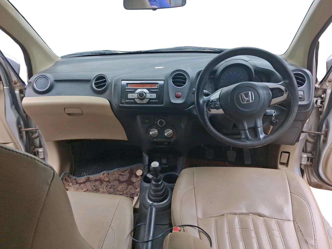2015 Honda Amaze 1.2L I-VTEC S, Petrol, Manual, 77,211 km, interior