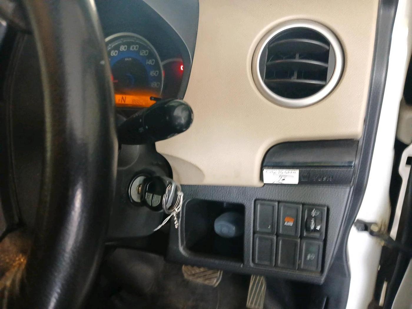 2018 Maruti Wagon R 1.0 VXI AMT, Petrol, Automatic, 88,620 km, interior