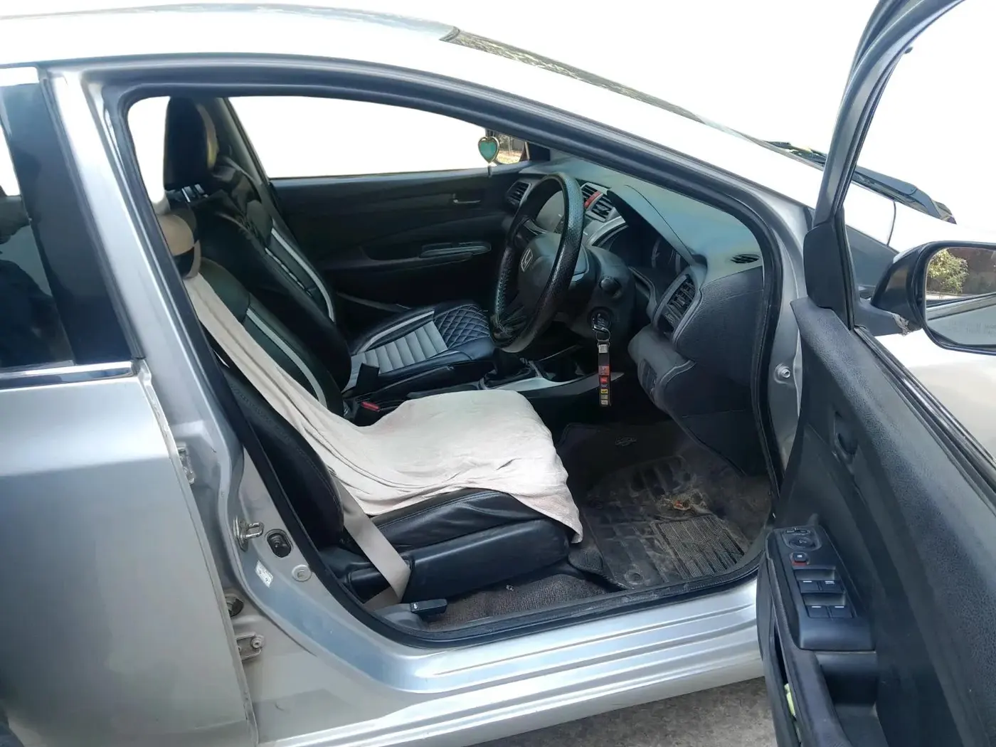 2012 Honda City 1.5L I-VTEC CORPORATE MT, Petrol, Manual, 98,646 km, interior