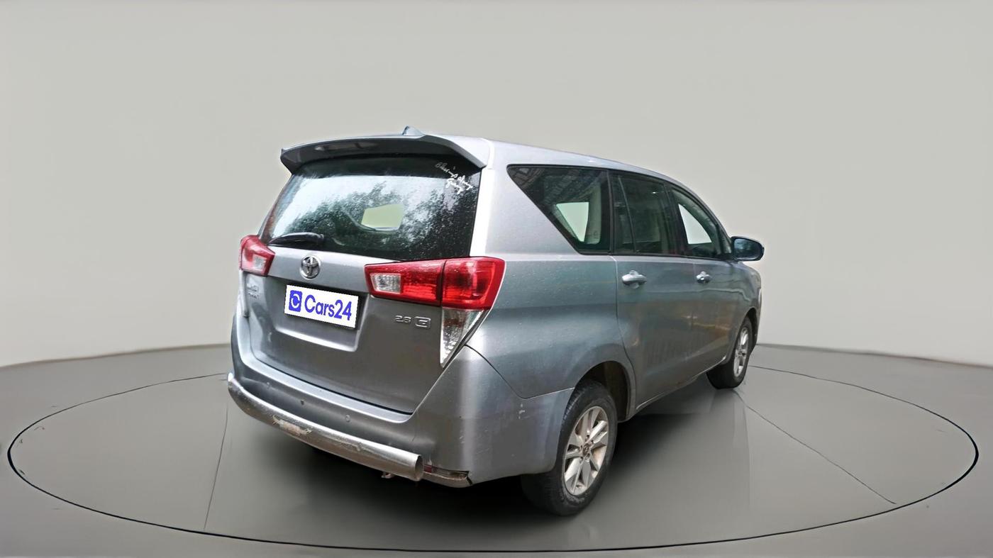 2016 Toyota Innova Crysta 2.8 ZX AT 7 STR, Diesel, Automatic, 2,30,916 km, exterior