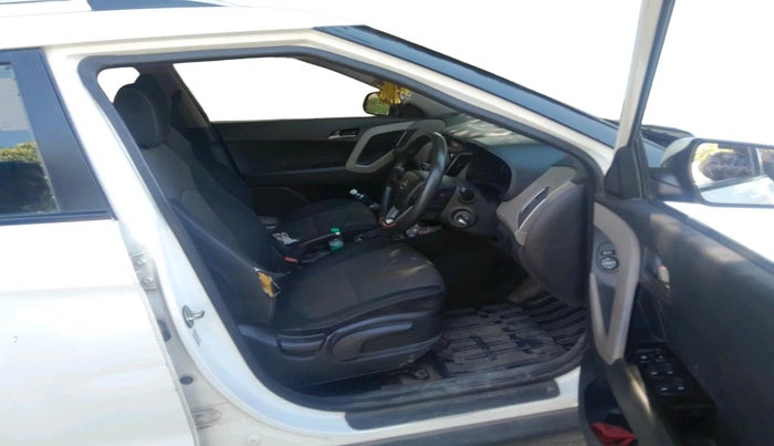 2017 Hyundai Creta S PLUS 1.6 AT DIESEL, Diesel, Automatic, 1,23,805 km, interior