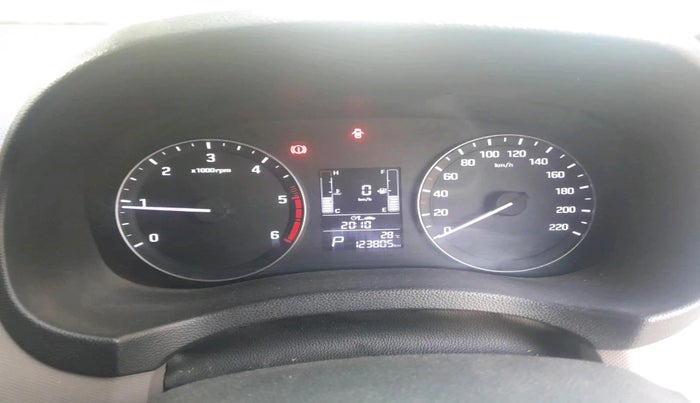 2017 Hyundai Creta S PLUS 1.6 AT DIESEL, Diesel, Automatic, 1,23,805 km, interior