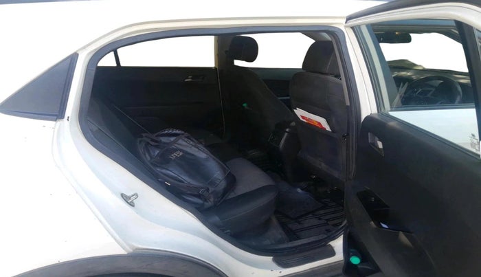 2017 Hyundai Creta S PLUS 1.6 AT DIESEL, Diesel, Automatic, 1,23,805 km, interior