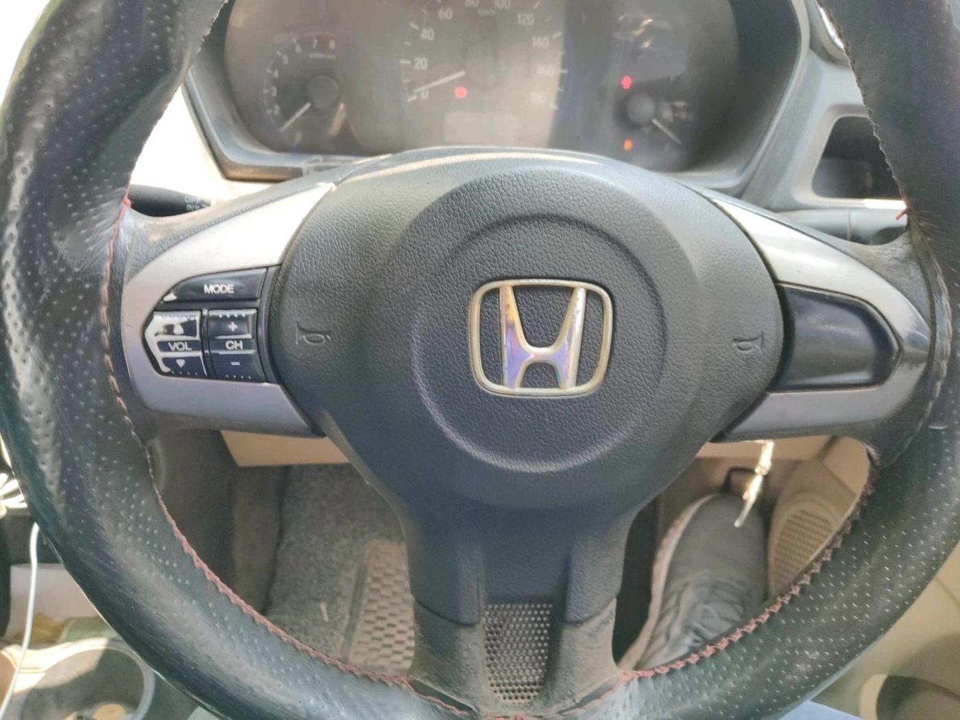 2016 Honda Amaze 1.2L I-VTEC S, CNG, Manual, 77,506 km, interior
