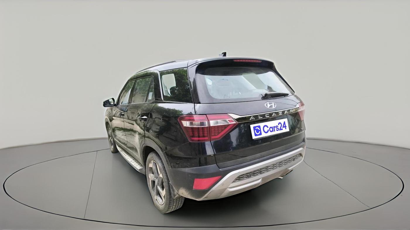 2022 Hyundai ALCAZAR 1.5 SIGNATURE (O) AT 7STR, Diesel, Automatic, 1,02,430 km, exterior