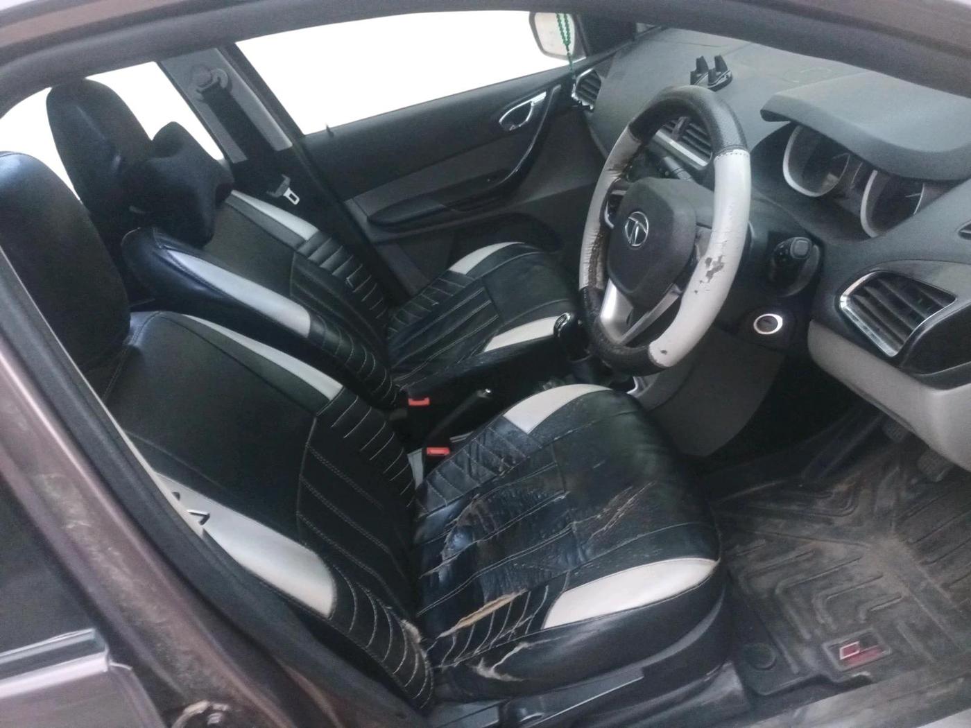 2016 Tata Tiago XZ PETROL, Petrol, Manual, 1,92,821 km, interior