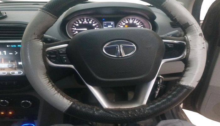 2016 Tata Tiago XZ PETROL, Petrol, Manual, 1,92,821 km, interior