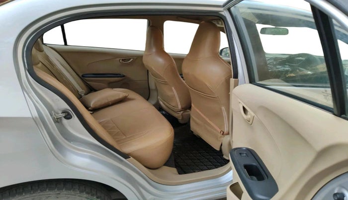 2017 Honda Amaze 1.2L I-VTEC S, Petrol, Manual, 29,057 km, interior