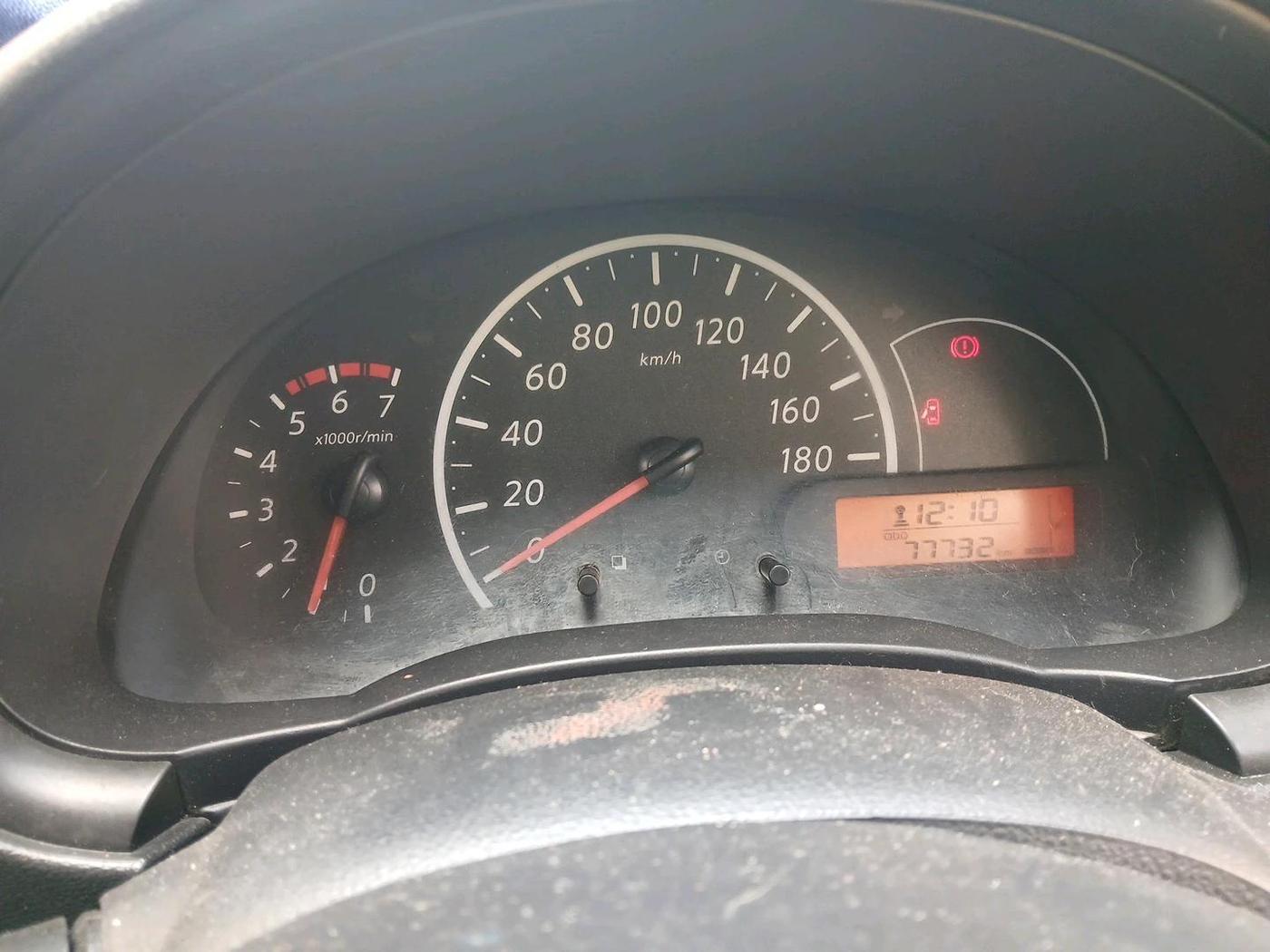 2018 Nissan Micra Active XV, Petrol, Manual, 77,732 km, interior