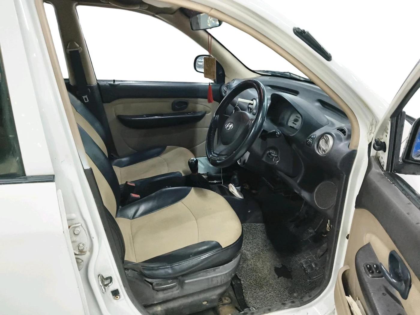 2014 Hyundai Santro Xing GLS, CNG, Manual, 1,72,185 km, interior