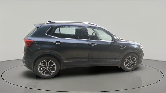 2021 Skoda KUSHAQ STYLE 1.0L TSI AT, Petrol, Automatic, 57,391 km, exterior