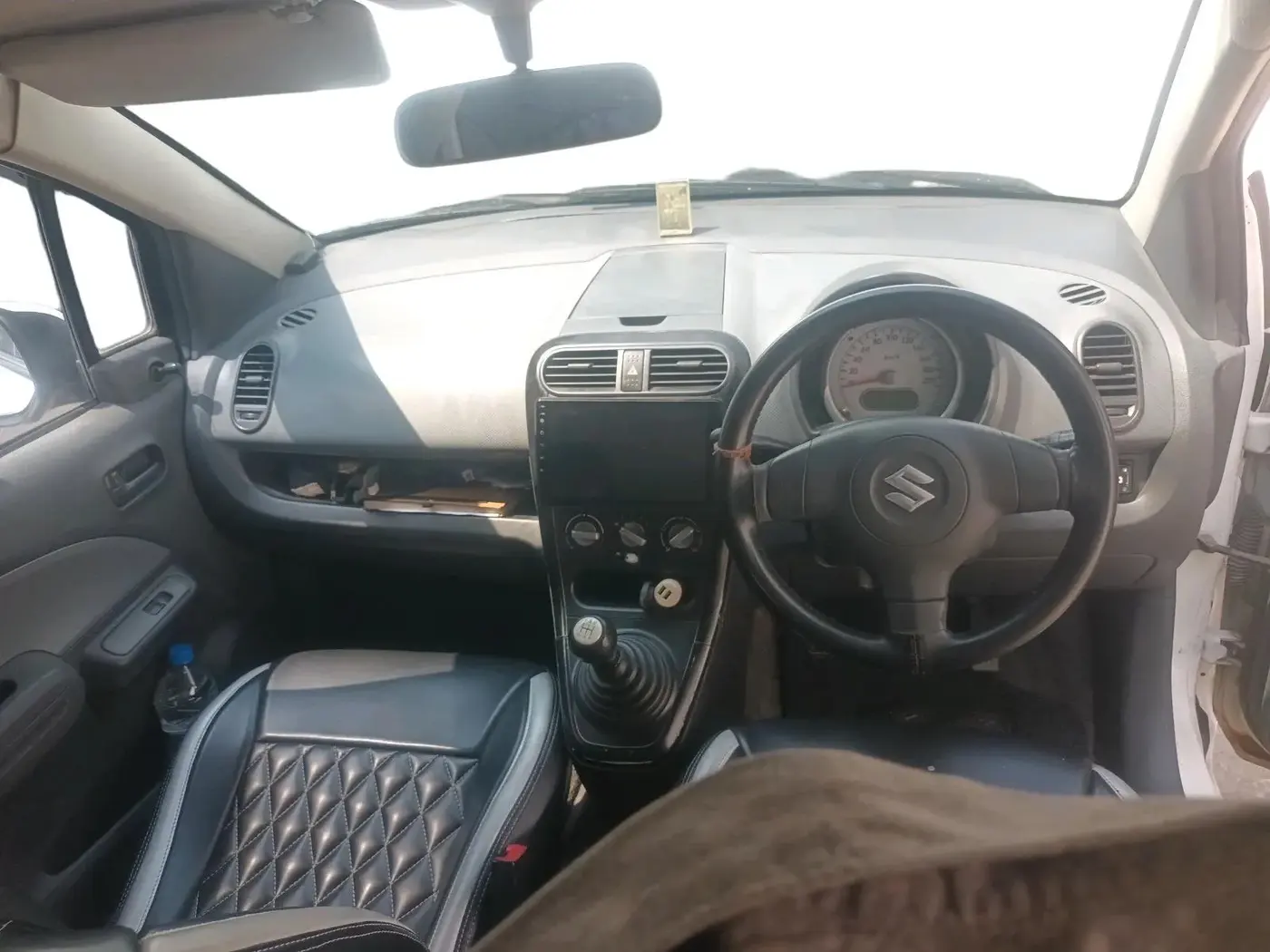 2012 Maruti Ritz VXI, CNG, Manual, 1,41,960 km, interior