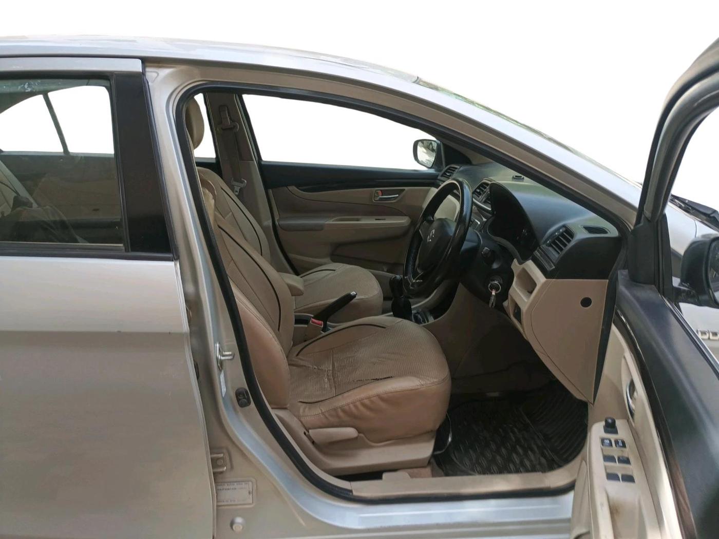 2016 Maruti Ciaz VDI (O) SHVS, Diesel, Manual, 1,68,043 km, interior