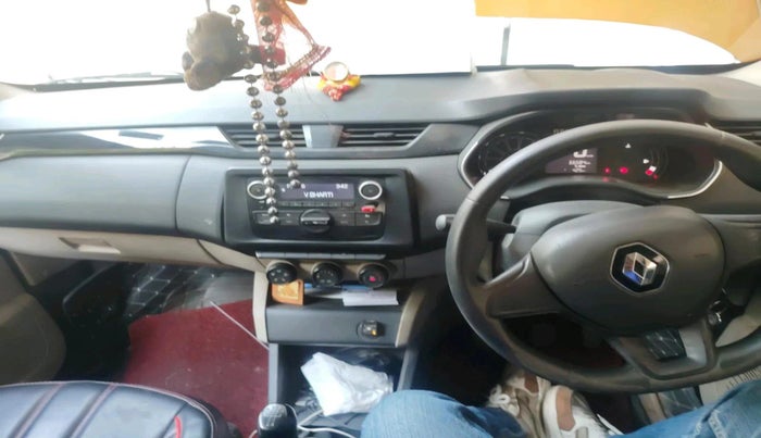 2019 Renault TRIBER RXL MT, CNG, Manual, 66,584 km, interior