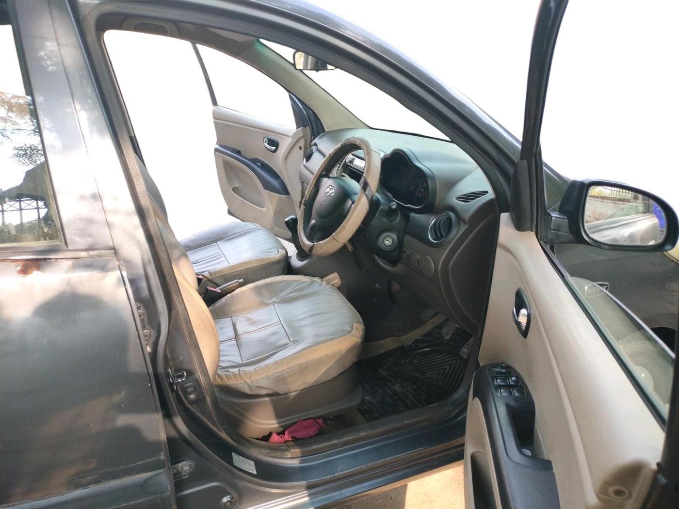 2011 Hyundai i10 MAGNA 1.2, CNG, Manual, 95,690 km, interior