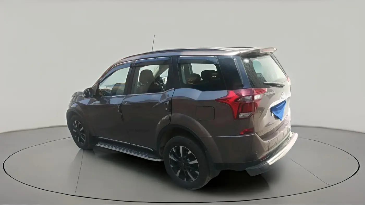 2019 Mahindra XUV500 W11 AT, Diesel, Automatic, 1,44,688 km, exterior