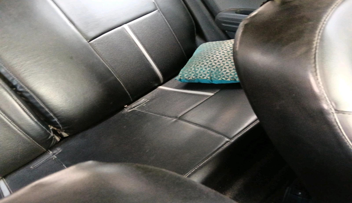 2011 Maruti Ritz LXI, CNG, Manual, 90,709 km, interior