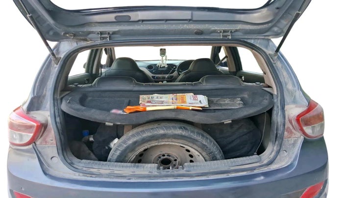 2014 Hyundai Grand i10 SPORTZ 1.2 KAPPA VTVT, CNG, Manual, 1,79,338 km, exterior