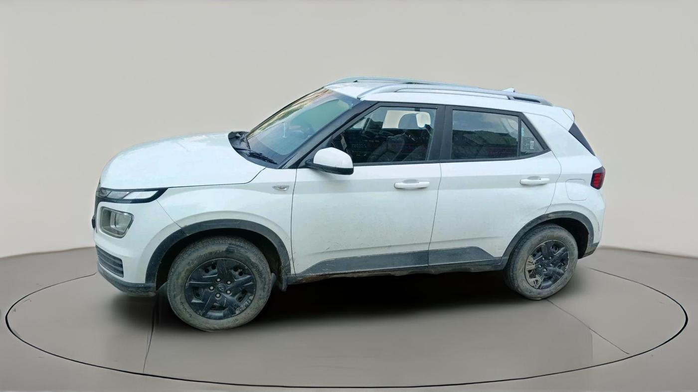 2023 Hyundai VENUE S 1.2, Petrol, Manual, 47,690 km, exterior