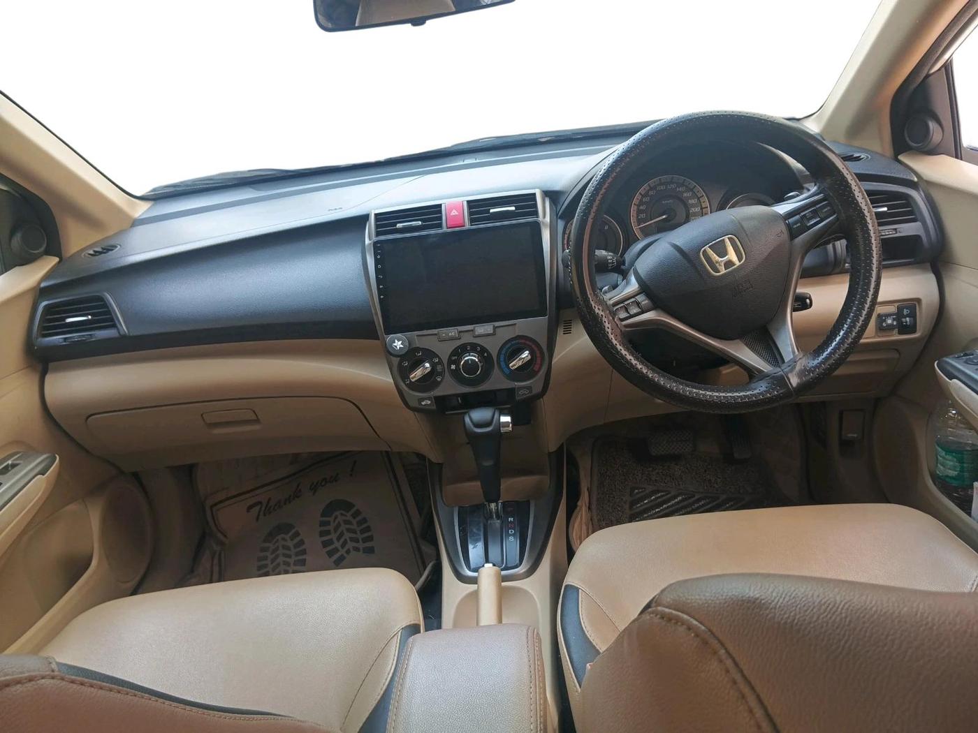 2012 Honda City 1.5L I-VTEC V AT, CNG, Automatic, 1,31,145 km, interior