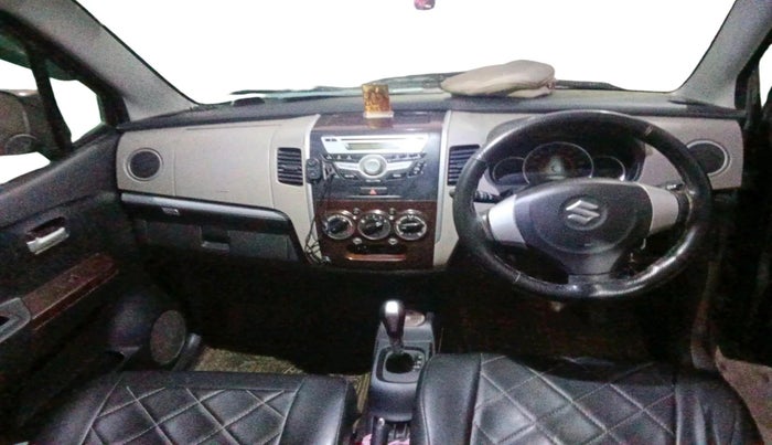 2016 Maruti Wagon R 1.0 VXI AMT, CNG, Automatic, 63,167 km, interior