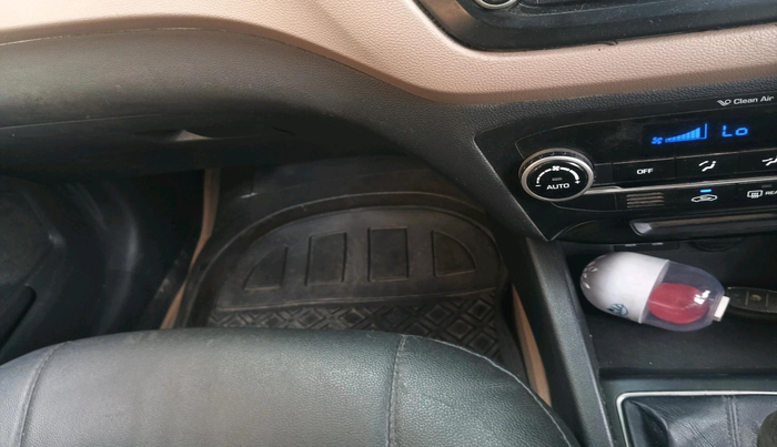 2015 Hyundai Elite i20 ASTA 1.2, Petrol, Manual, 88,458 km, interior