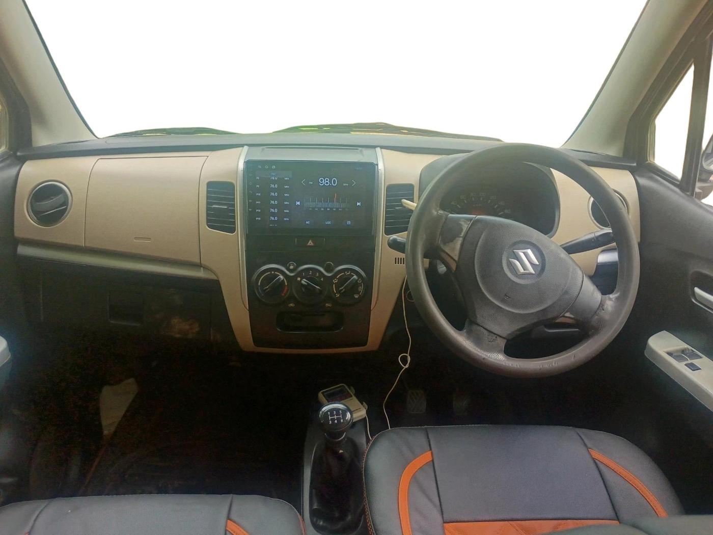 2018 Maruti Wagon R 1.0 LXI CNG, CNG, Manual, 1,52,250 km, interior