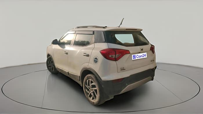 2023 Mahindra XUV300 W8 (O) 1.2 PETROL AMT, Petrol, Automatic, 40,165 km, exterior