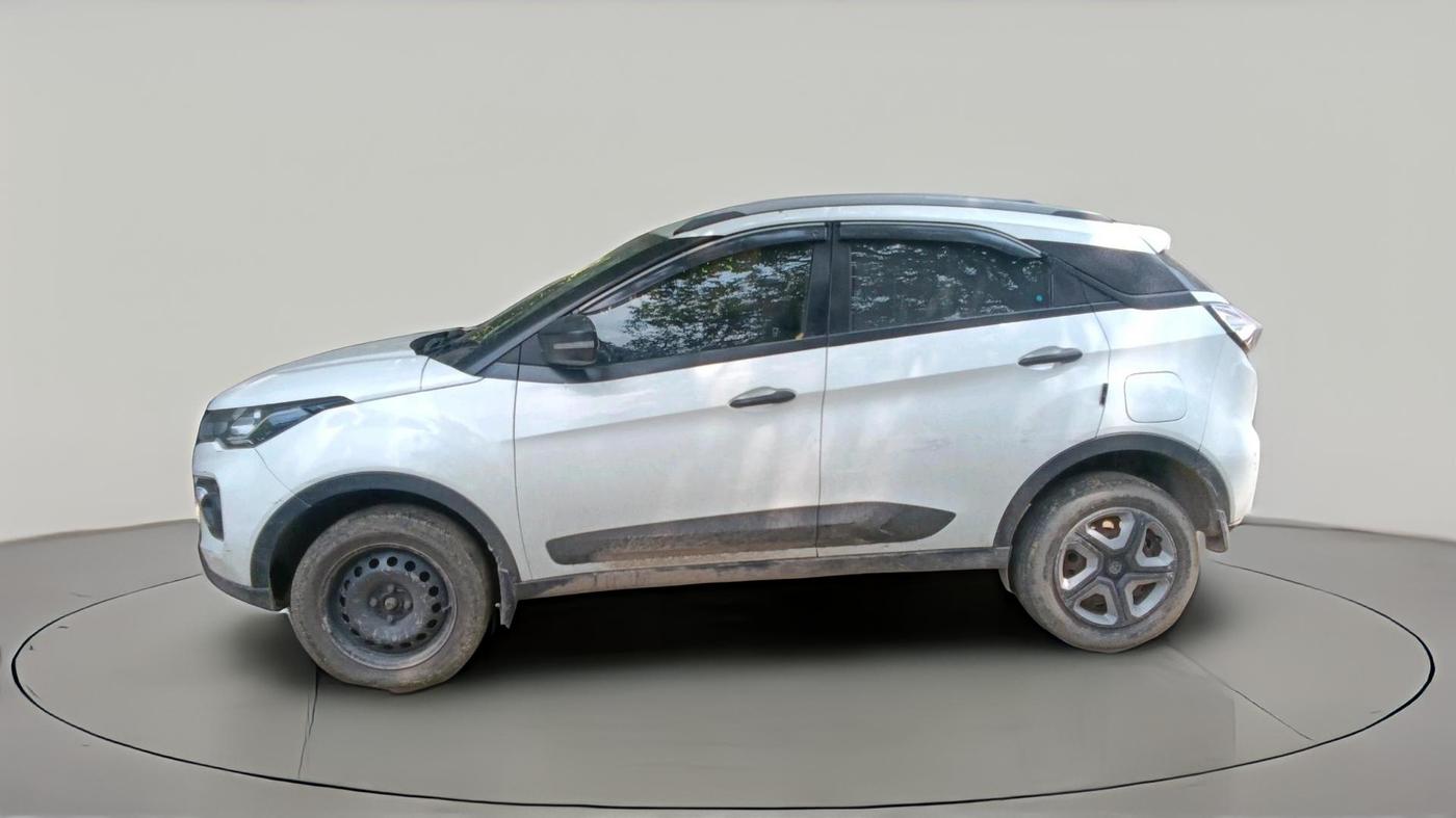 2022 Tata NEXON XM PLUS SUNROOF PETROL, Petrol, Manual, 43,364 km, exterior