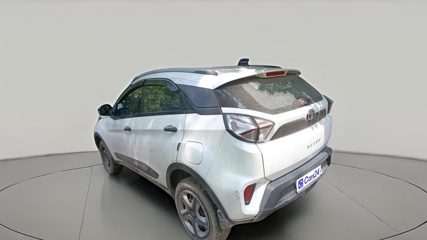 2022 Tata NEXON XM PLUS SUNROOF PETROL, Petrol, Manual, 43,364 km, exterior